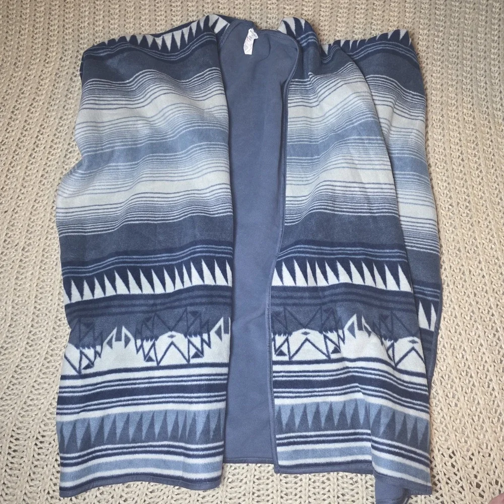 Woolrich Poncho Blue Bohemian Aztec Blanket Wrap Southwest Tribal Fleece Poncho
